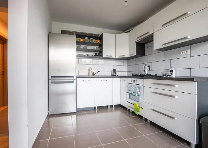 Friends & Family Apartamento